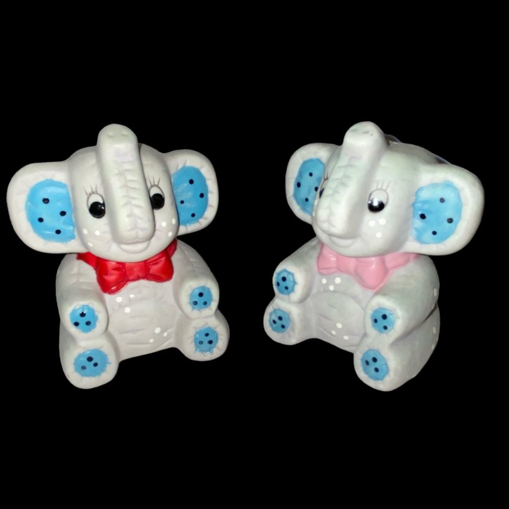 Vintage Ceramic Gray Elephants Salt & Pepper Shakers